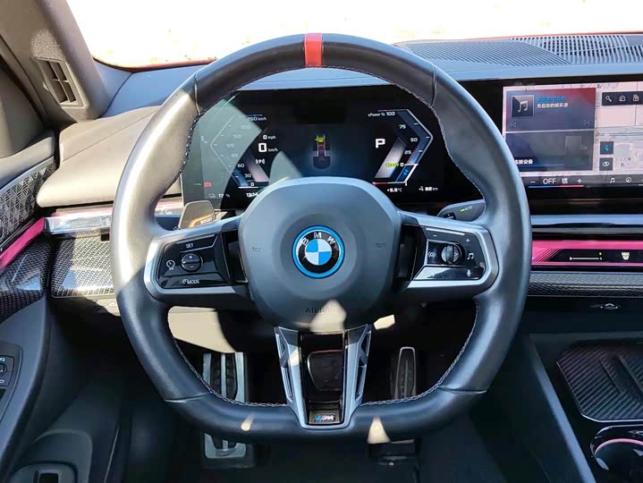 Фото 7 - BMW i5