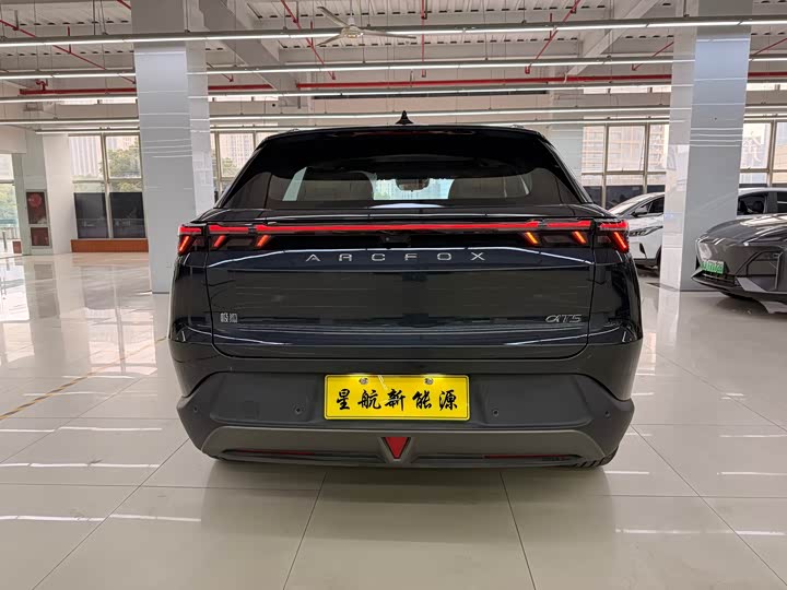 Фото 7 - BAIC Arcfox Alpha T5