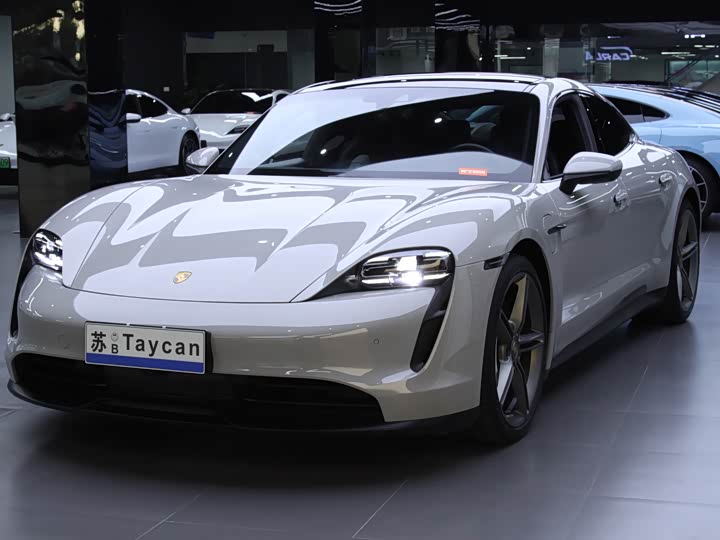 Фото 1 - Porsche Taycan