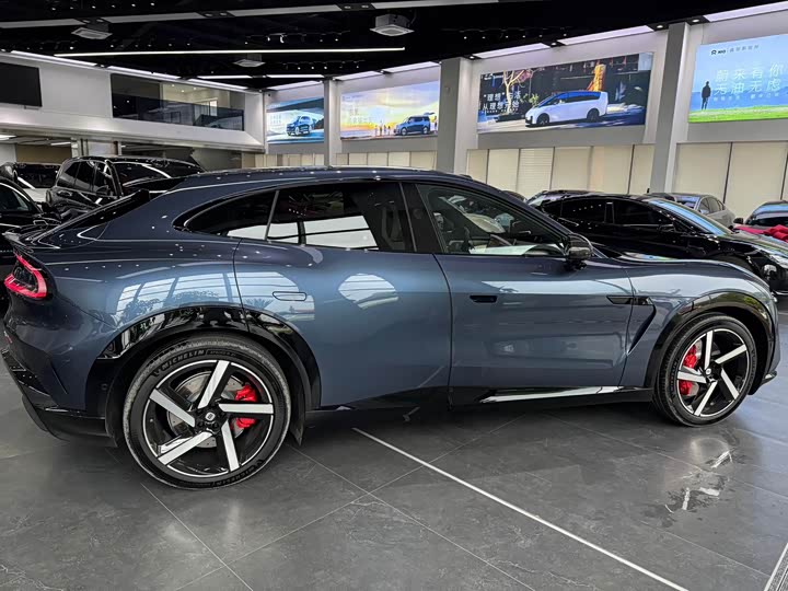 Фото 4 - Xiaomi YU7