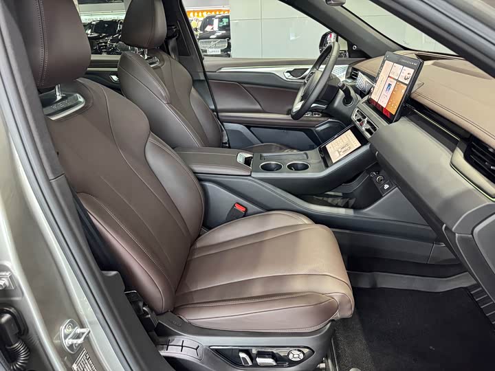 Фото 9 - Wey Mocca Hybrid