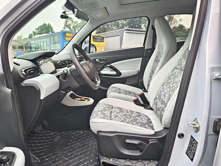 Фото 4 - Leapmotor T03