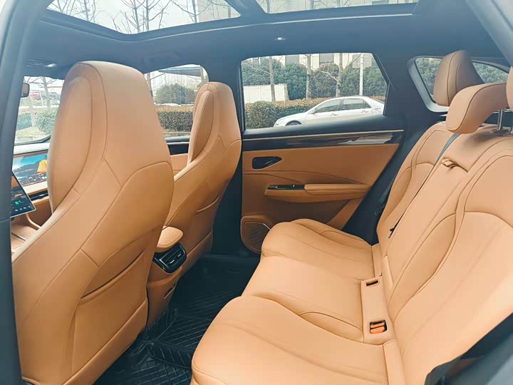 Фото 6 - Geely Galaxy L7