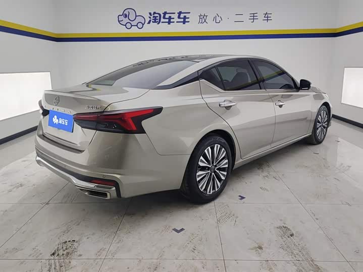 Фото 3 - Nissan Teana