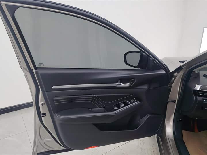 Фото 7 - Nissan Teana