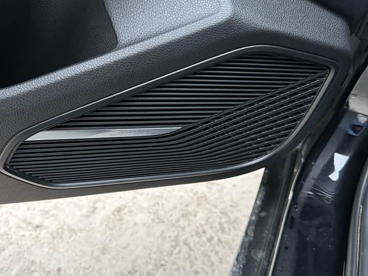 Фото 6 - Geely Preface