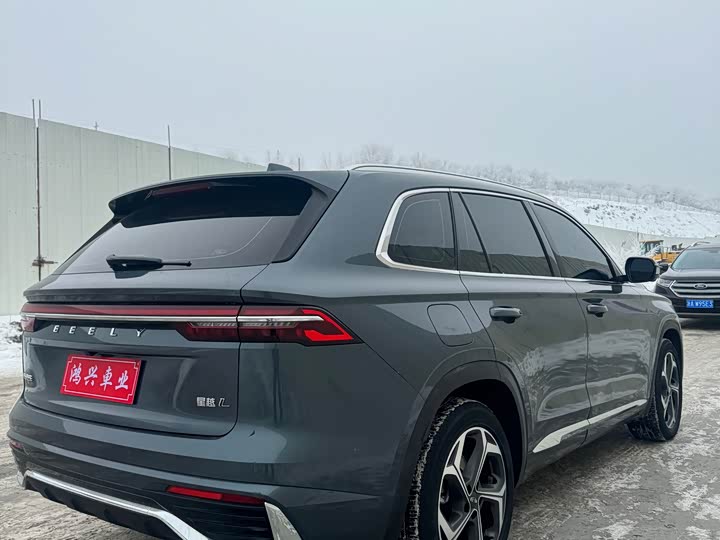 Фото 4 - Geely Monjaro