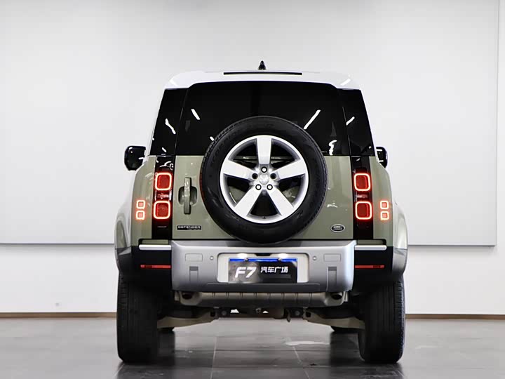 Фото 5 - Land Rover Defender