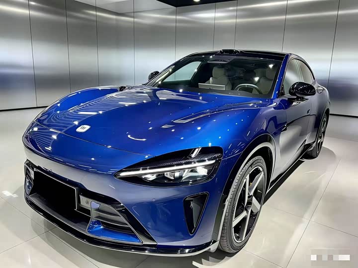 Фото 1 - Xiaomi YU7