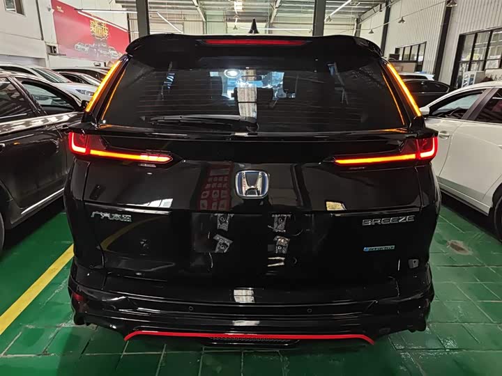 Фото 6 - Honda Breeze