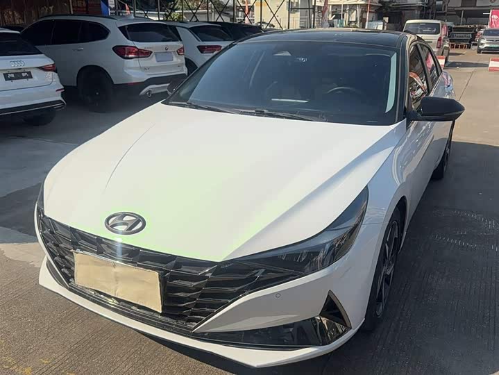 Фото 1 - Hyundai Elantra N line