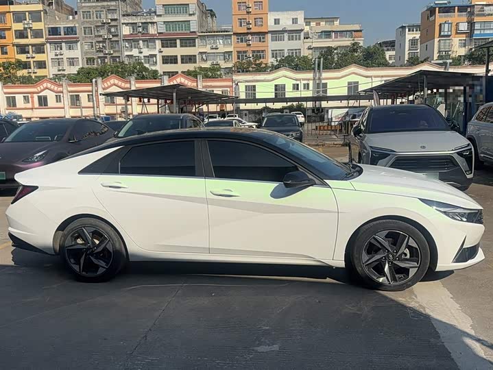 Фото 8 - Hyundai Elantra N line