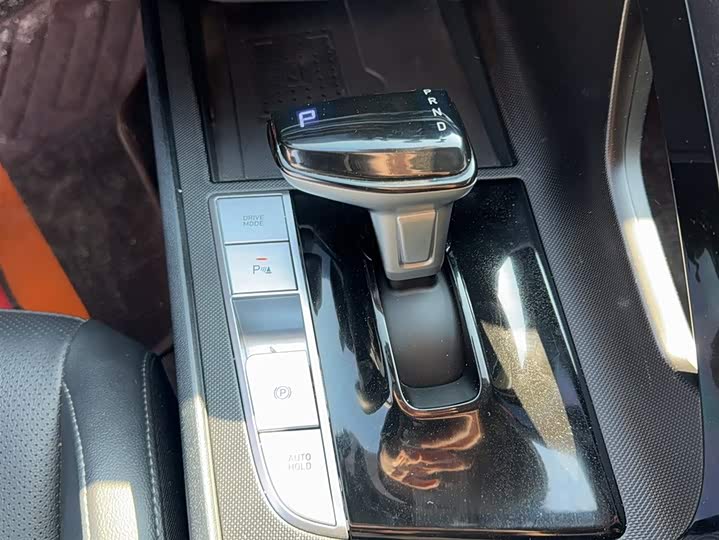 Фото 9 - Hyundai Elantra N line