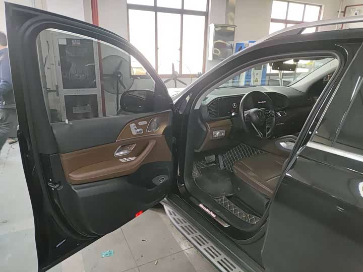 Фото 5 - Mercedes-Benz GLE-Class