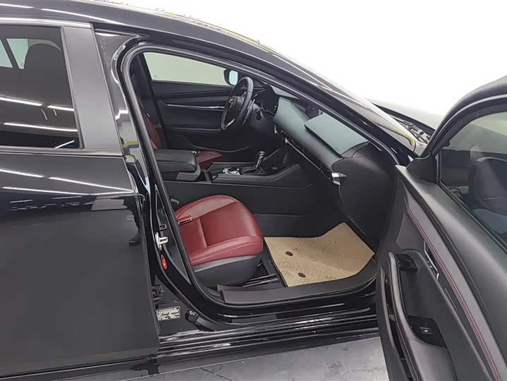 Фото 8 - Mazda 3 (Axela)