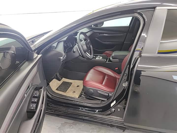 Фото 9 - Mazda 3 (Axela)