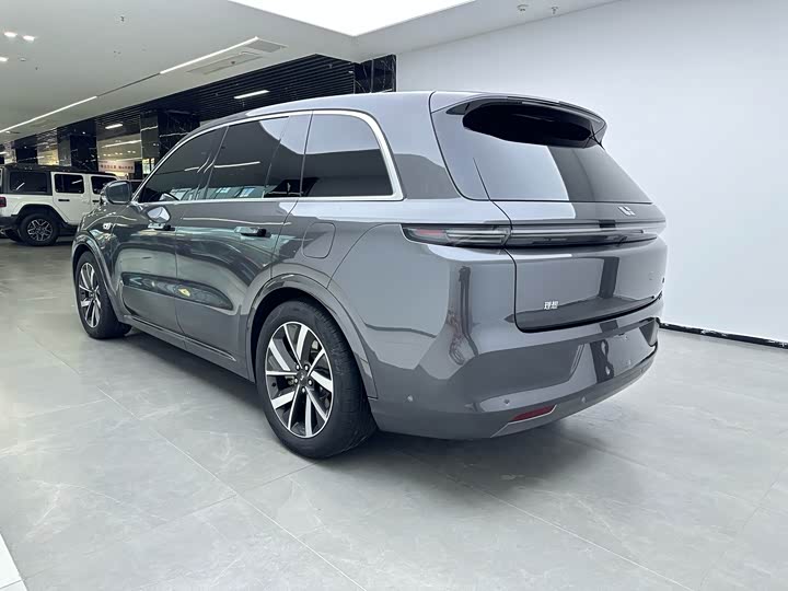 Фото 4 - LiXiang L8