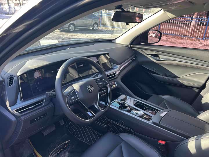 Фото 7 - Changan CS75 Plus