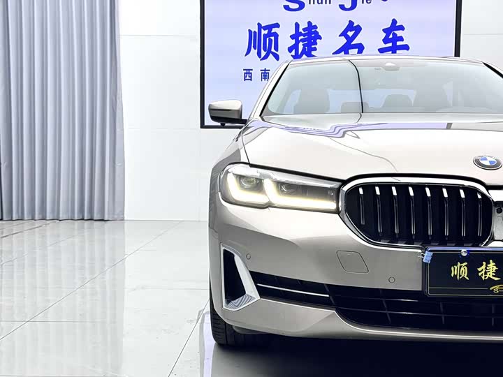 Фото 2 - BMW 5 Series