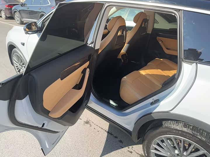 Фото 4 - Leapmotor C11