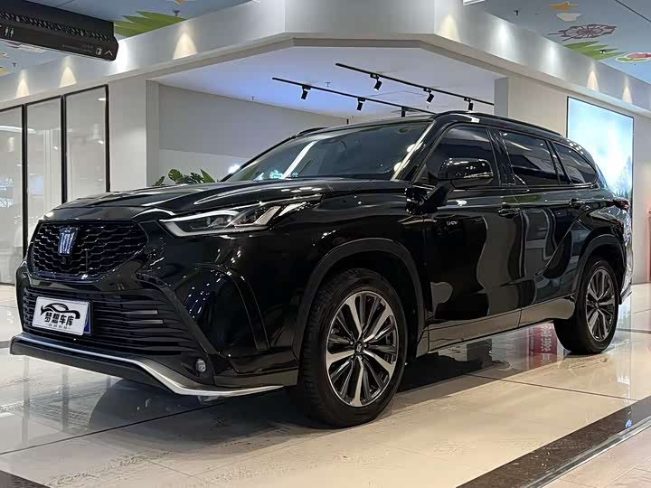 Фото 1 - Toyota Crown Kluger