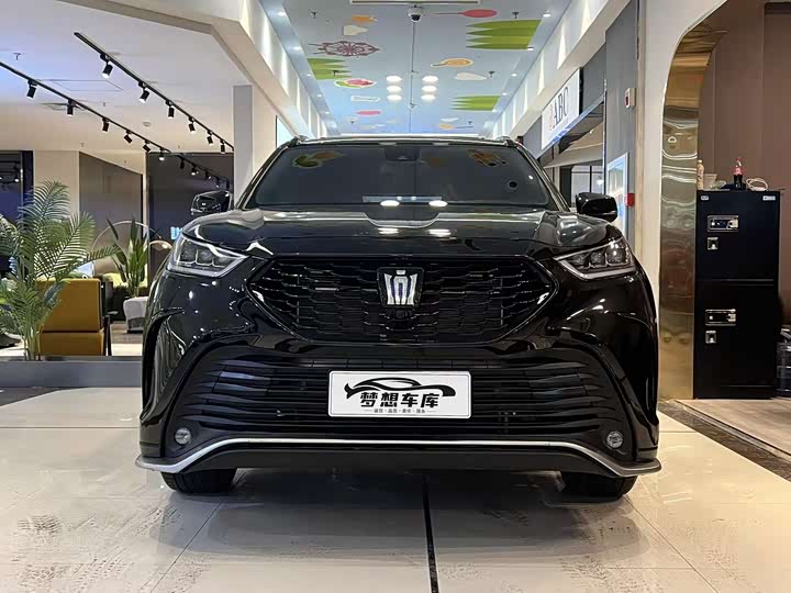 Фото 2 - Toyota Crown Kluger