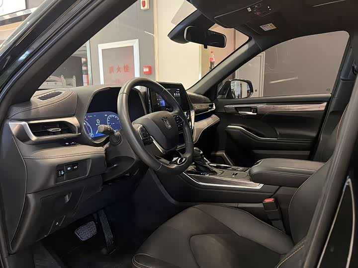 Фото 4 - Toyota Crown Kluger