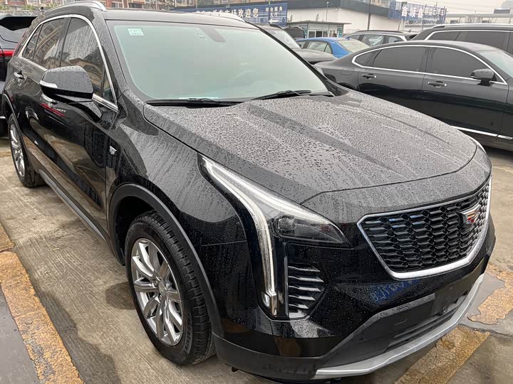 Фото 2 - Cadillac XT4