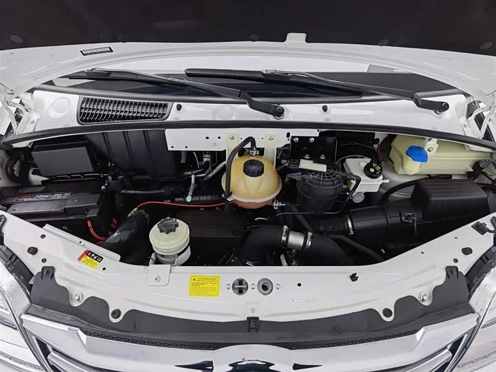 Фото 6 - Maxus V80