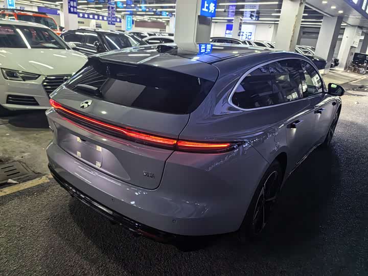 Фото 7 - Nio ET5T