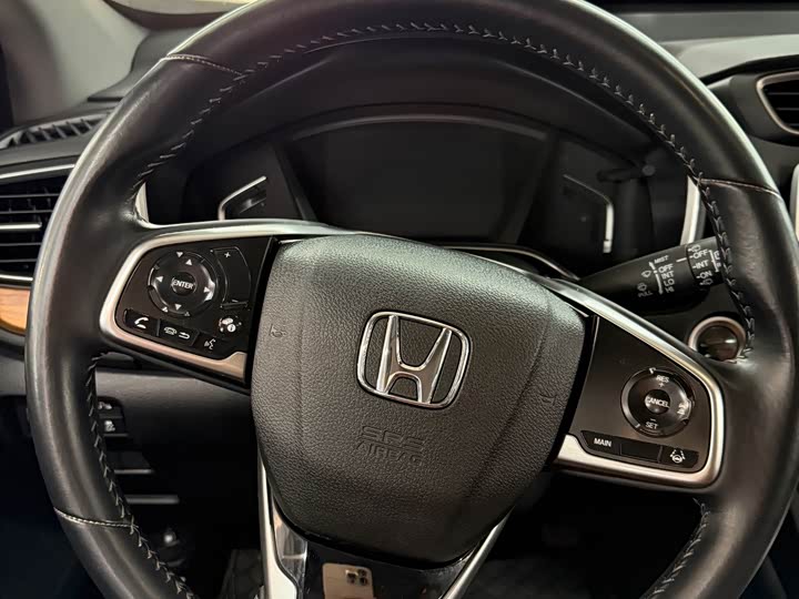 Фото 9 - Honda CR-V