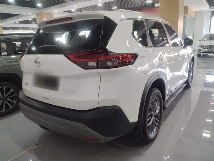 Фото 7 - Nissan X-Trail