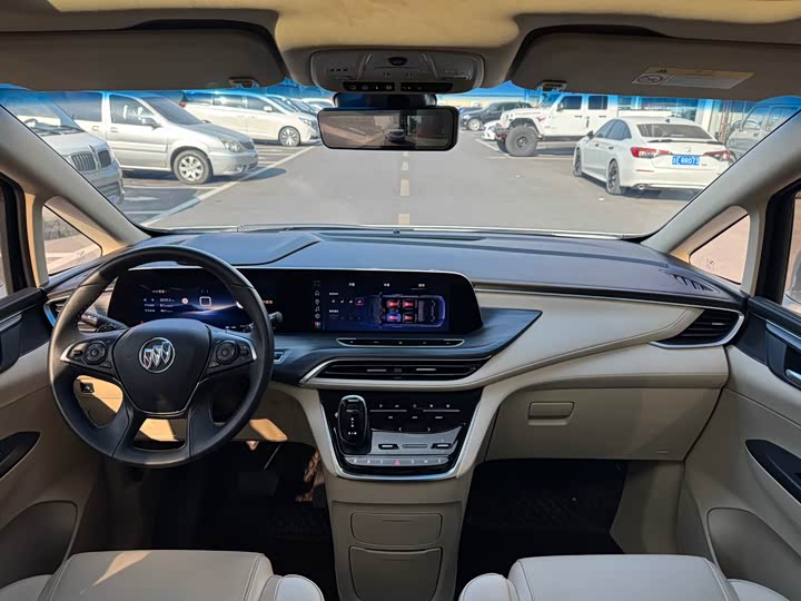 Фото 6 - Buick GL8 ES