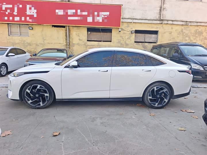 Фото 5 - Changan Yida