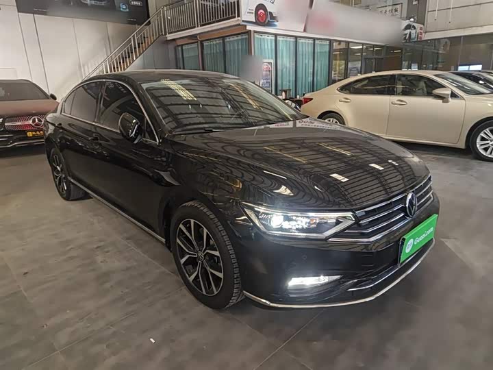 Фото 4 - Volkswagen Magotan