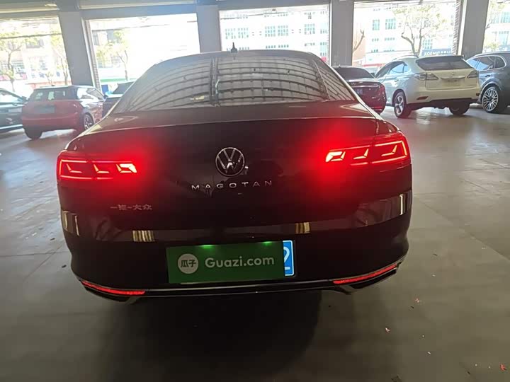 Фото 6 - Volkswagen Magotan