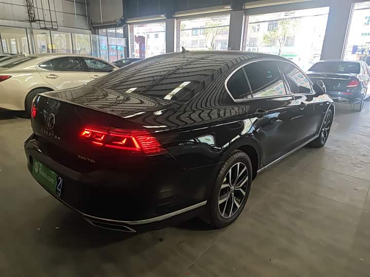 Фото 7 - Volkswagen Magotan