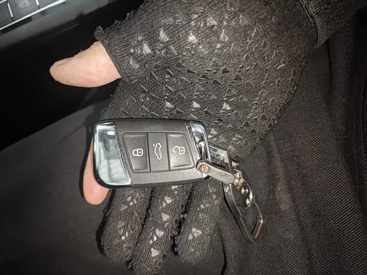 Фото 9 - Volkswagen Magotan