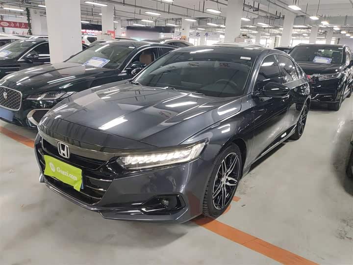 Фото 1 - Honda Accord