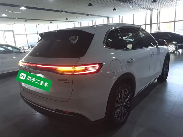 Фото 7 - Geely Galaxy Starship 7