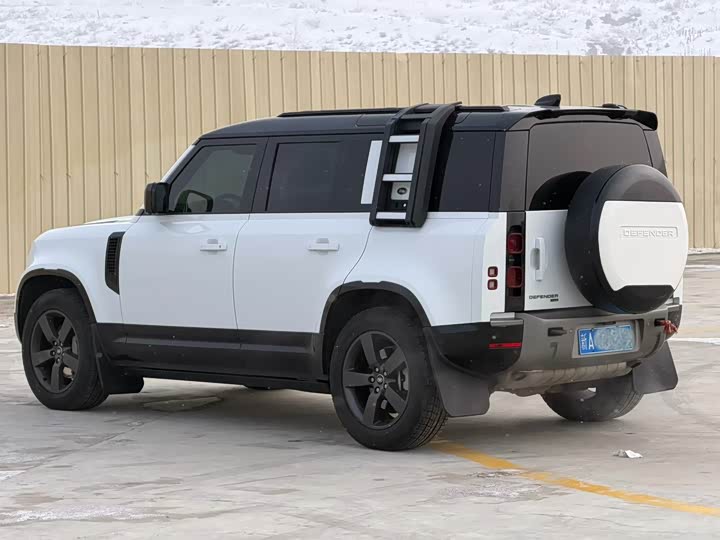 Фото 4 - Land Rover Defender