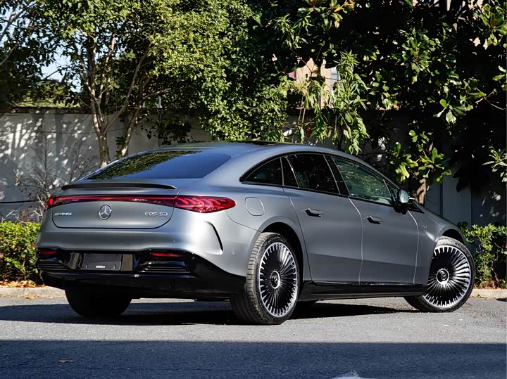 Фото 5 - Mercedes-Benz EQS AMG