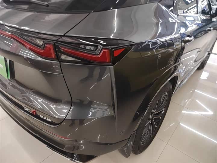 Фото 8 - Changan Oshan Z6 Hybrid