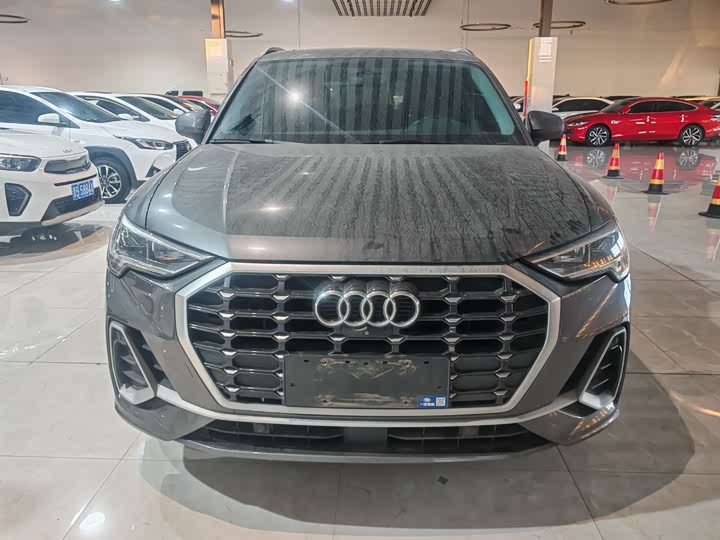 Фото 2 - Audi Q3