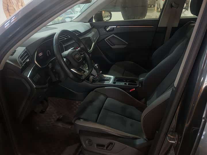 Фото 7 - Audi Q3