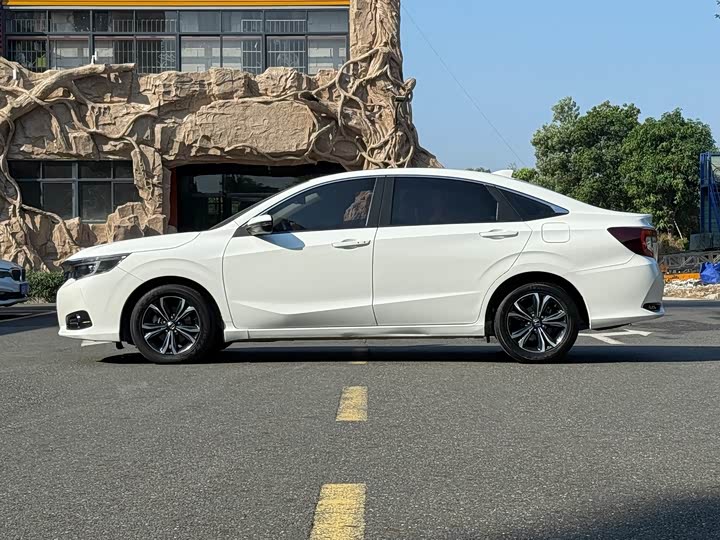 Фото 4 - Honda Crider