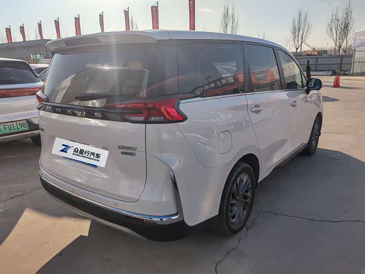 Фото 4 - Maxus G50