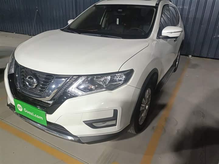Фото 2 - Nissan X-Trail