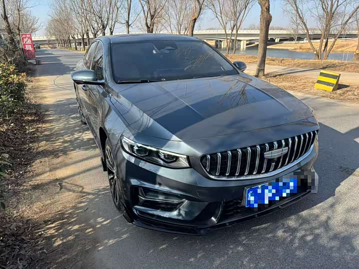 Фото 3 - Geely Preface