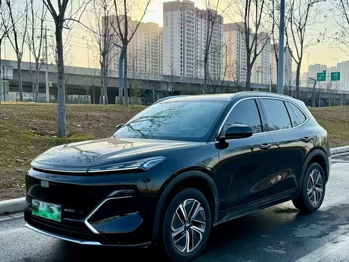 Фото 1 - Geely Galaxy Starship 7